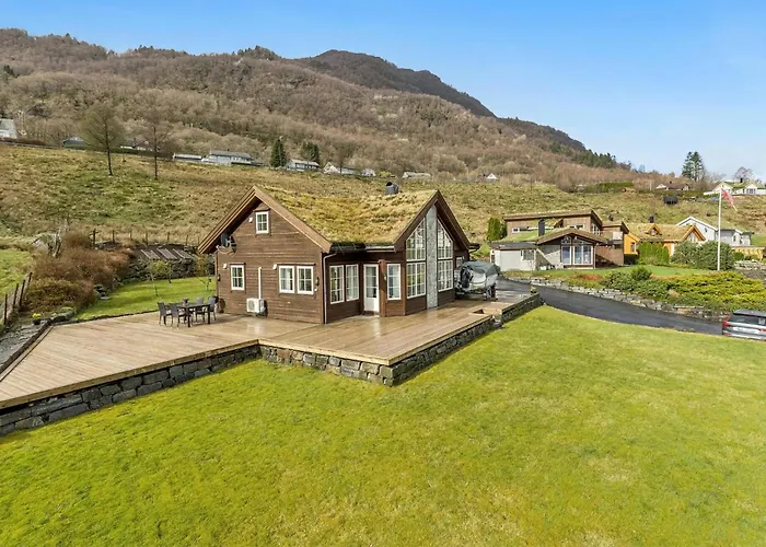 Ferienhaus 5 Bedroom Lovely In Olensvag *