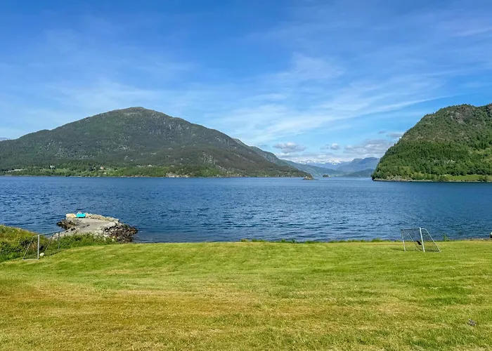 5 Bedroom Lovely In Olensvag Vaka