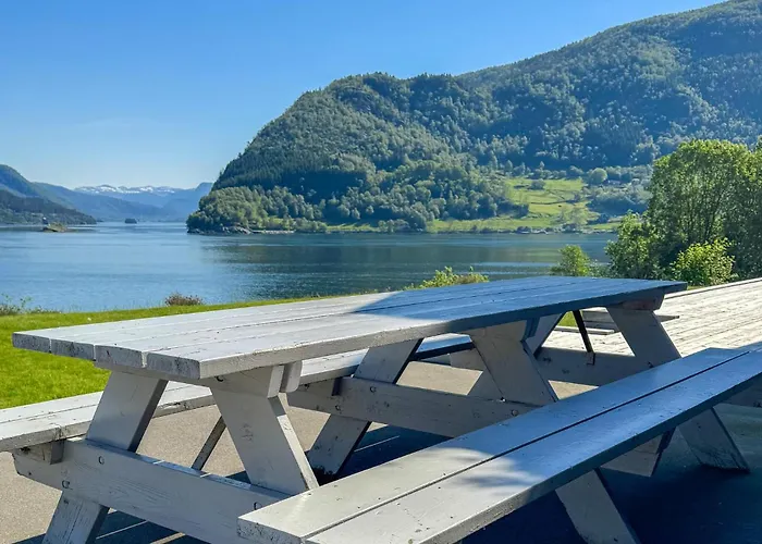 5 Bedroom Lovely In Olensvag * Vaka